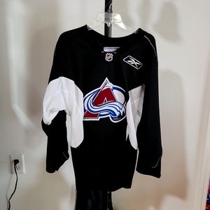 Avalanche jersey